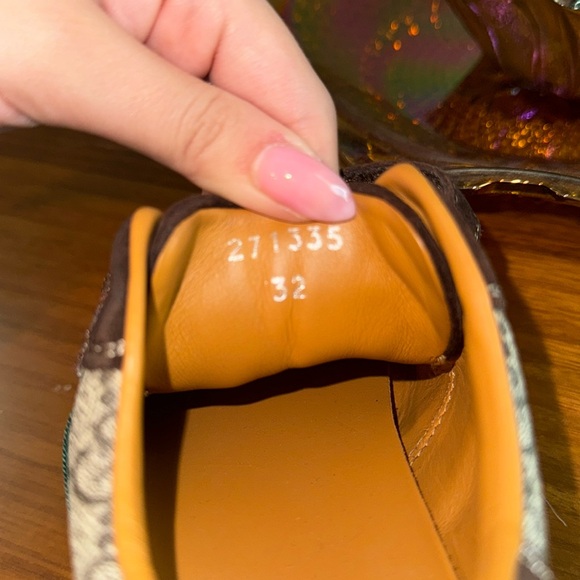 BOYS GUCCI Velcro shoes - Picture 8 of 8